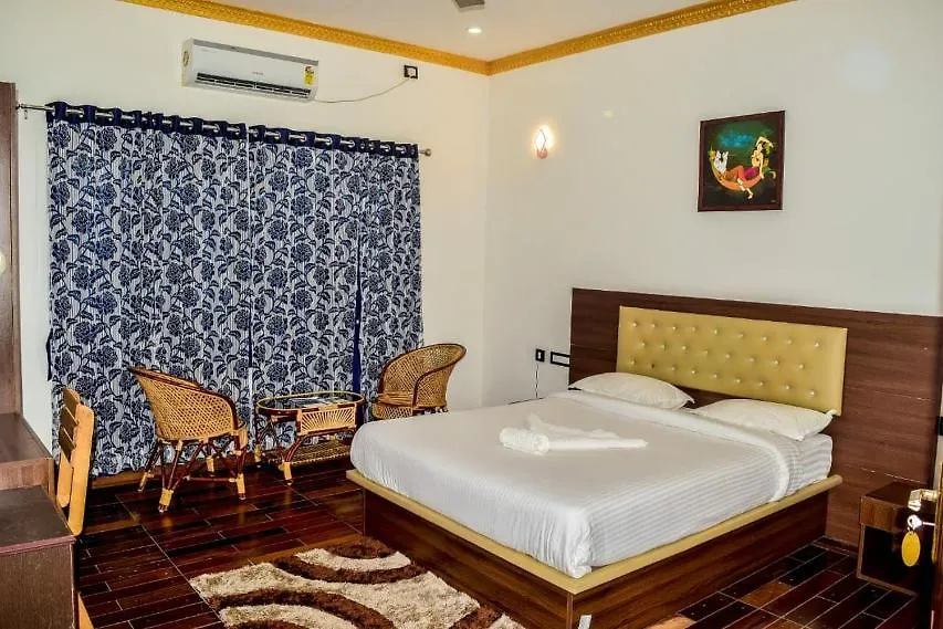 Kudajadri Heritage Pool Homestay Kothamangalam Kotamangalam