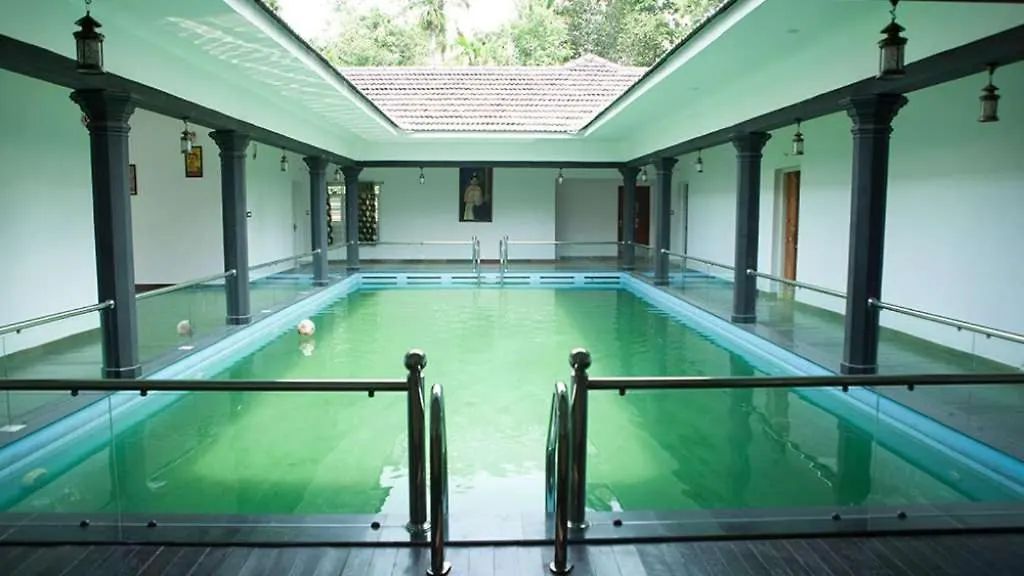 Kudajadri Heritage Pool Homestay Kothamangalam Kotamangalam
